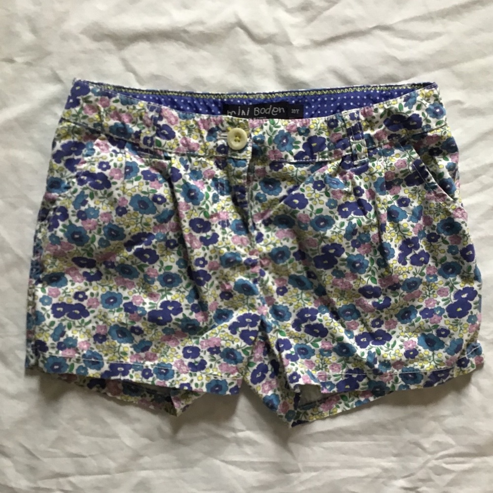 Mini Boden girls size 10 floral shorts